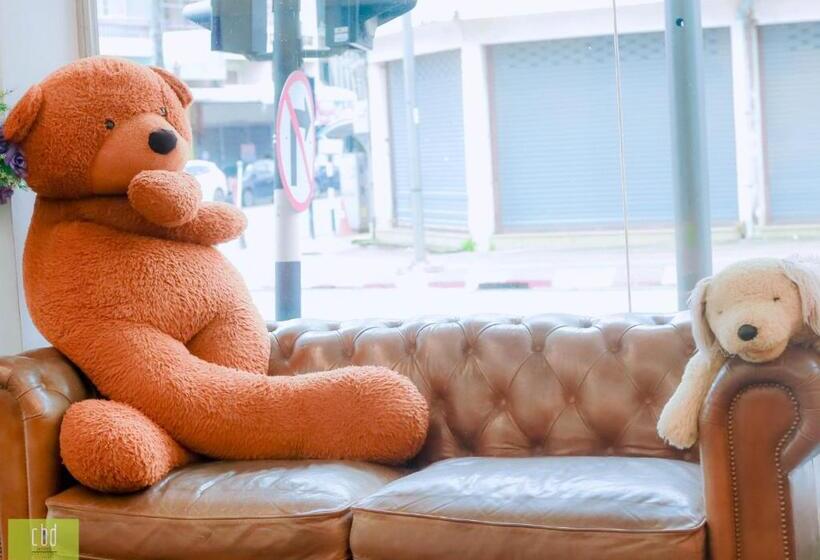 Cbd Hotel Suratthani