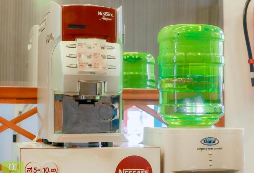 Cbd Hotel Suratthani