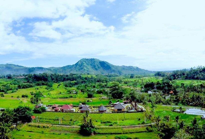 בית מלון כפרי Cepik Villa Sidemen