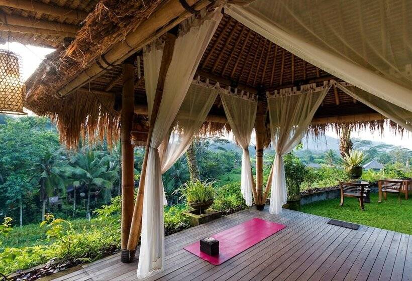 בית מלון כפרי Cepik Villa Sidemen