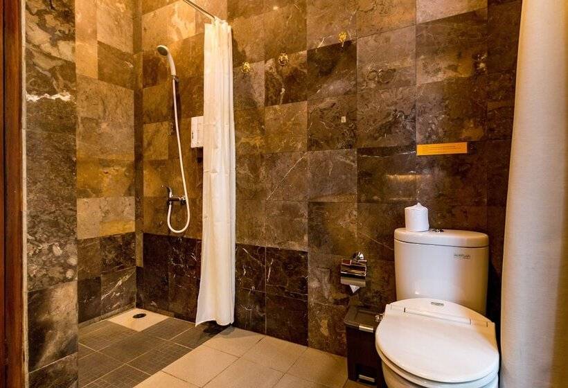 בית מלון כפרי Cepik Villa Sidemen