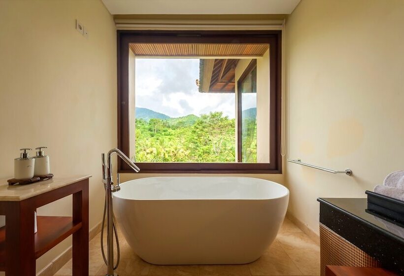 בית מלון כפרי Cepik Villa Sidemen