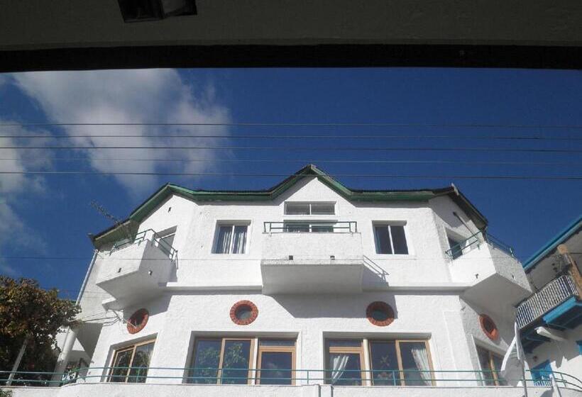 酒店 Christys Palace