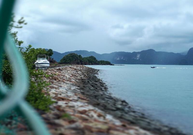 בית מלון כפרי Cititel Express Penang