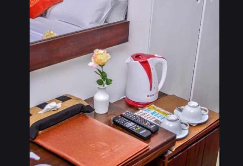 בית מלון כפרי City Breeze By Amaranta