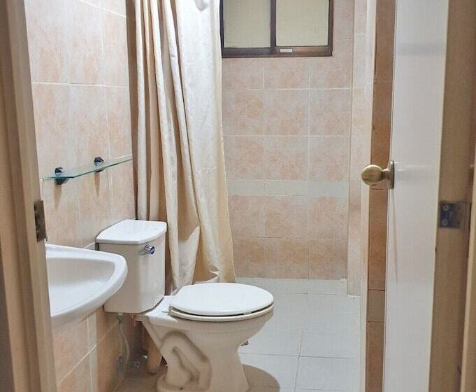 هتل City Corporate Inn