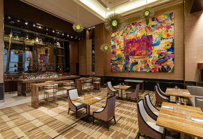 هتل City Of Dreams   Nüwa Manila