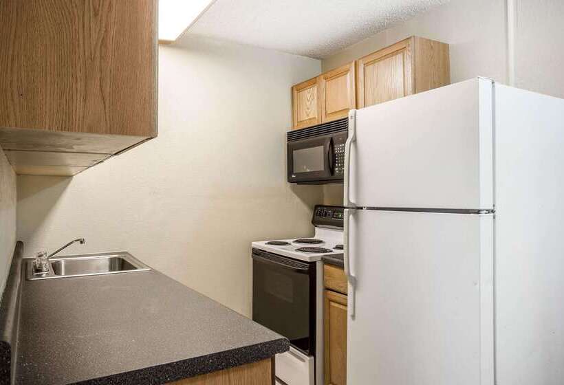 Clarion Hotel Fort Mill Near Amusement Park