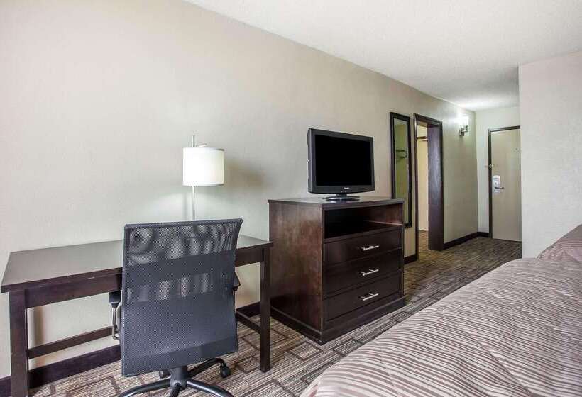 Clarion Hotel Fort Mill Near Amusement Park