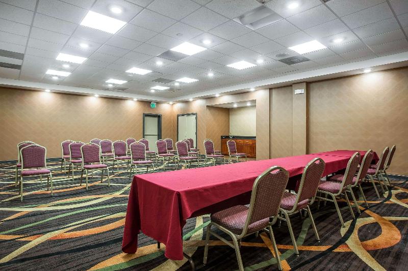 Clarion Hotel Fort Mill Near Amusement Park