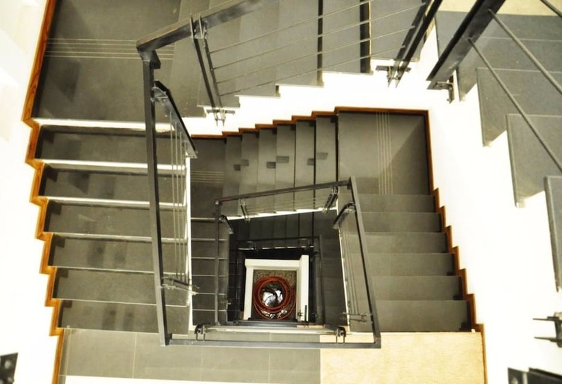 호텔 Cockpit Airport Reach