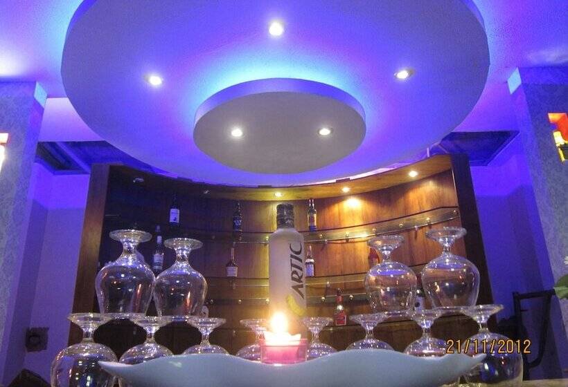 호텔 Cockpit Airport Reach