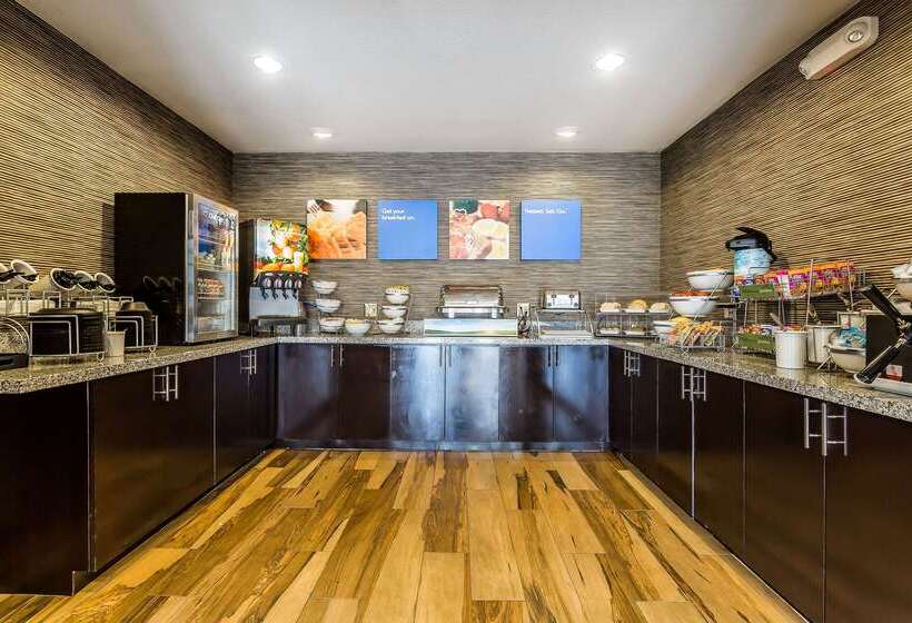 فندق Comfort Inn & Suites Newcastle  Oklahoma City