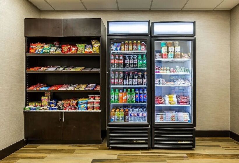 فندق Comfort Inn & Suites Newcastle  Oklahoma City