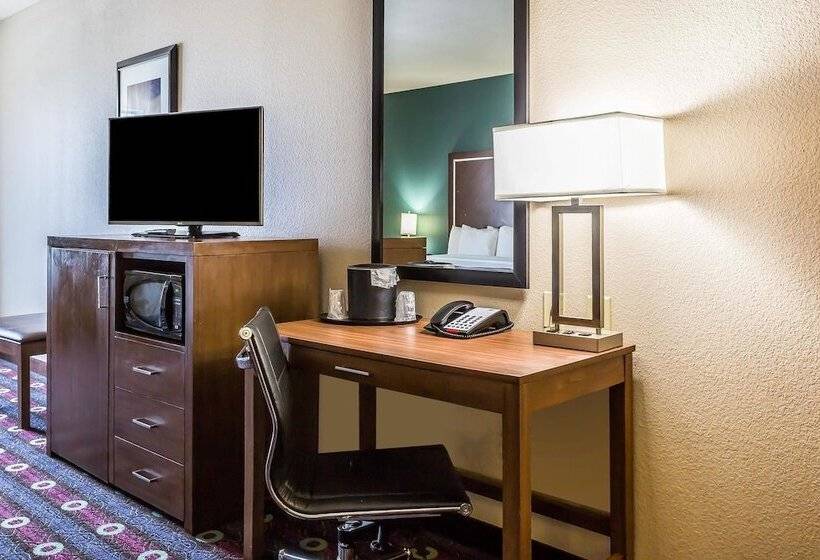 فندق Comfort Inn & Suites Newcastle  Oklahoma City