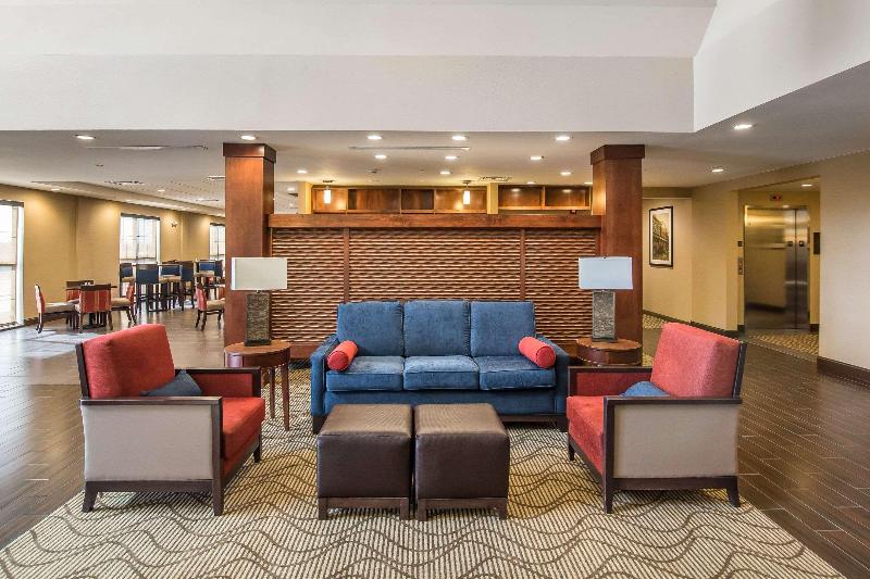 هتل Comfort Suites   Dodge City