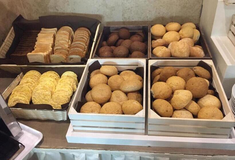 호텔 El Salvador Frontemare Piscina Riscaldata