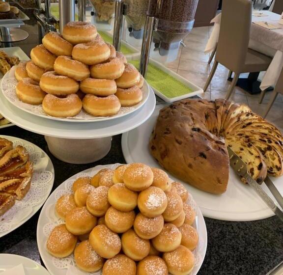 호텔 El Salvador Frontemare Piscina Riscaldata