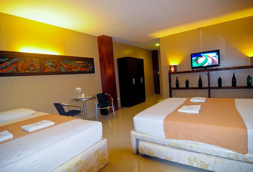 ホテル Royal Coast Tourist Inn And Restaurant