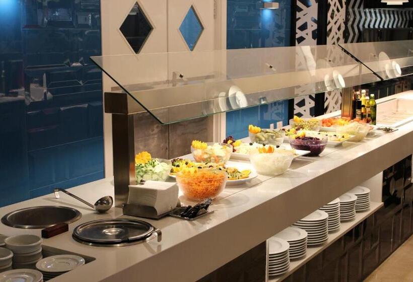 Отель Evenia Olympic Resort