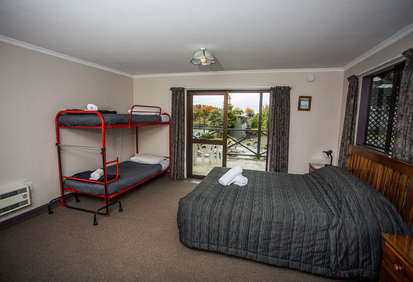 בית מלון כפרי Fiordland Great Views Holiday Park