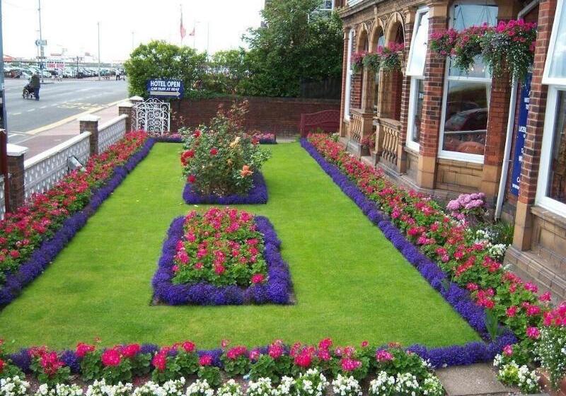 Отель Furzedown