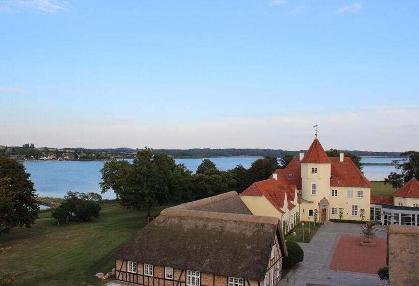 Gl. Avernæs Sinatur Hotel & Konference