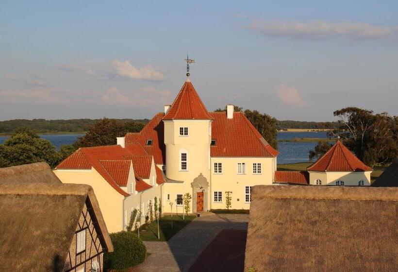 Gl. Avernæs Sinatur Hotel & Konference