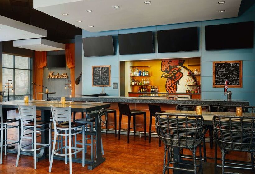 هتل Hilton Garden Inn Nashville Downtown/convention Center