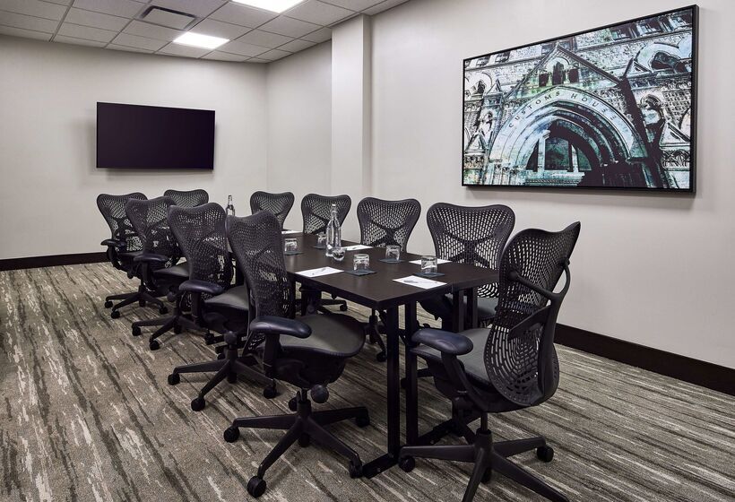 هتل Hilton Garden Inn Nashville Downtown/convention Center