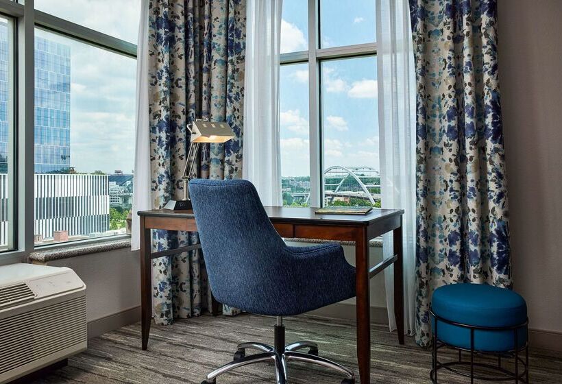 هتل Hilton Garden Inn Nashville Downtown/convention Center