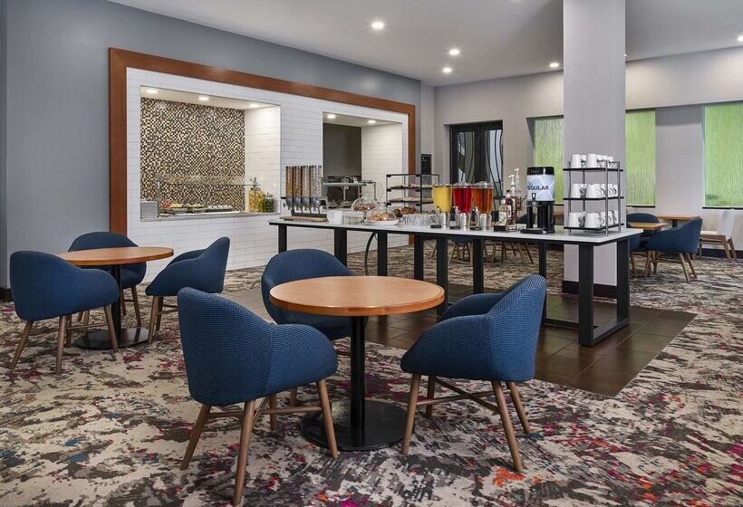 هتل Hilton Garden Inn Nashville Downtown/convention Center