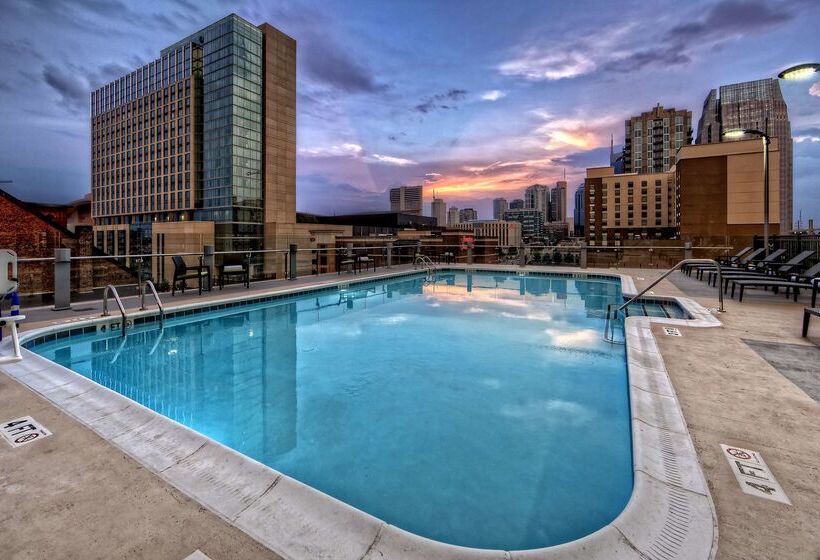 هتل Hilton Garden Inn Nashville Downtown/convention Center