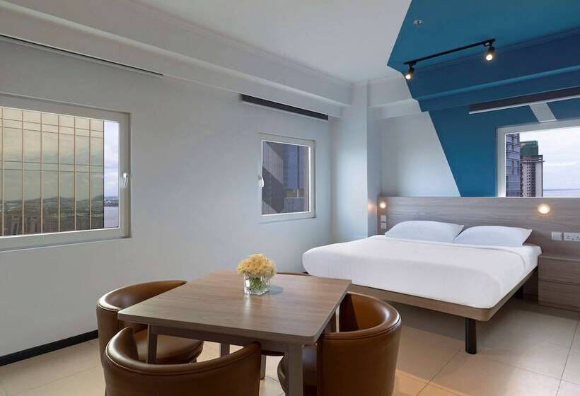 בית מלון כפרי Ibis Budget Phnom Penh Riverside