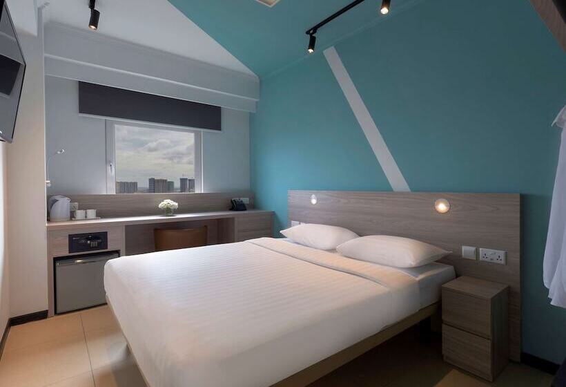 בית מלון כפרי Ibis Budget Phnom Penh Riverside