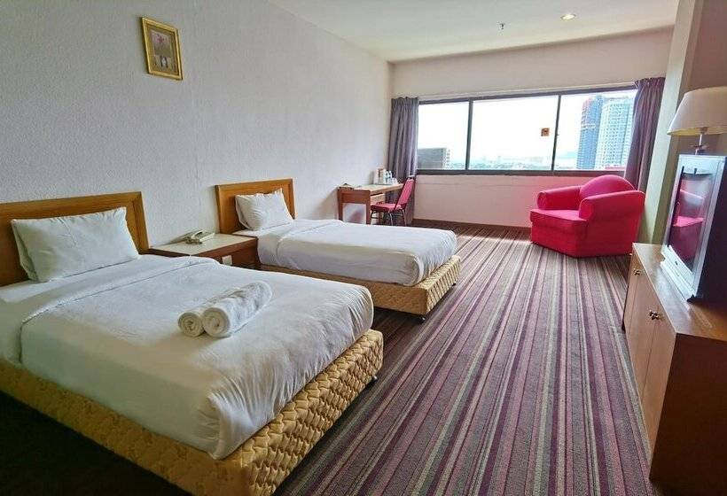 בית מלון כפרי Jb Central