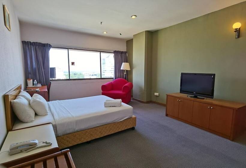 בית מלון כפרי Jb Central