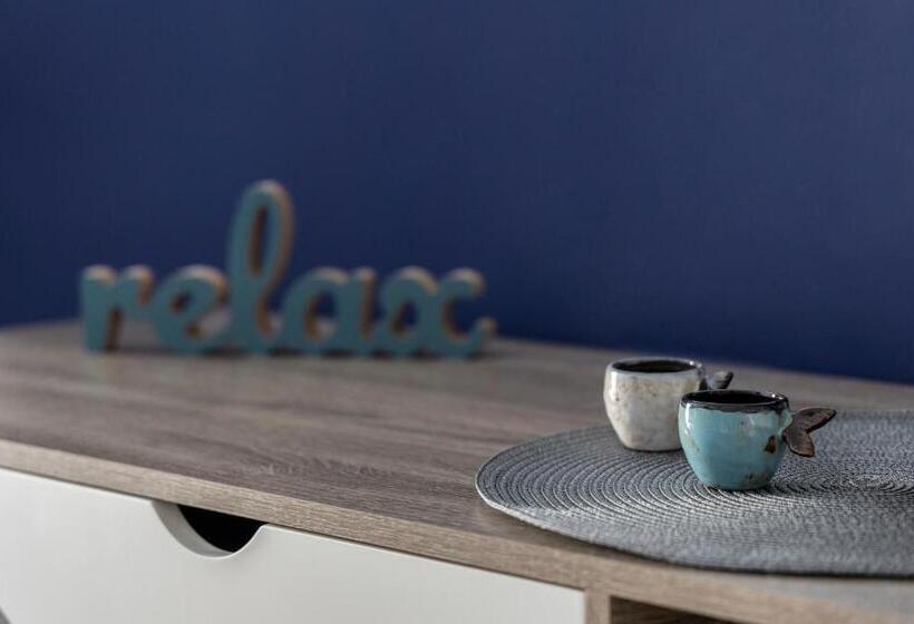 ホテル Kontes Comfort