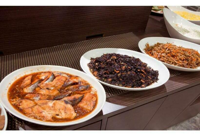 فندق Kuretakeinn Yaizuekimae