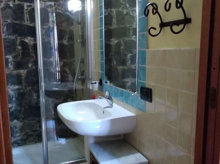 בית מלון כפרי La Corte Di Lucina