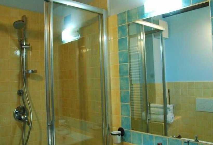 בית מלון כפרי La Corte Di Lucina