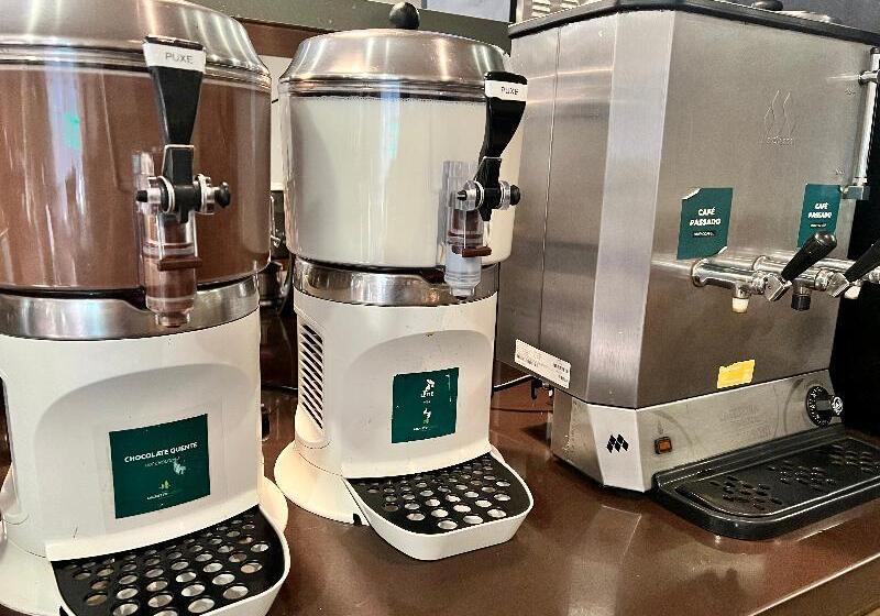 Отель Laghetto Pedras Altas