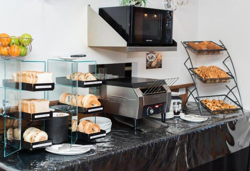 בית מלון כפרי Le Floral