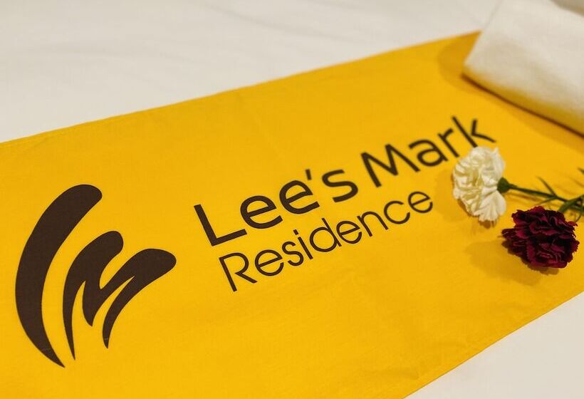هتل Lee's Mark Residence