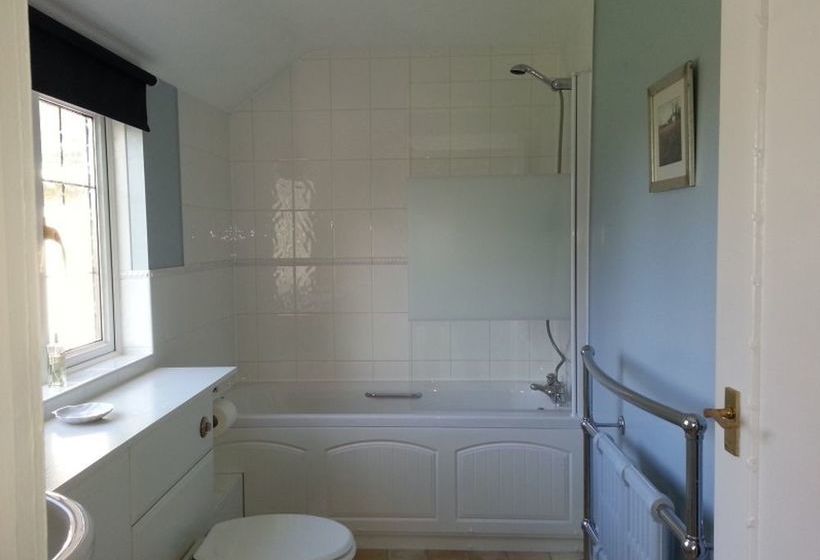 Отель Little Forest Lodge