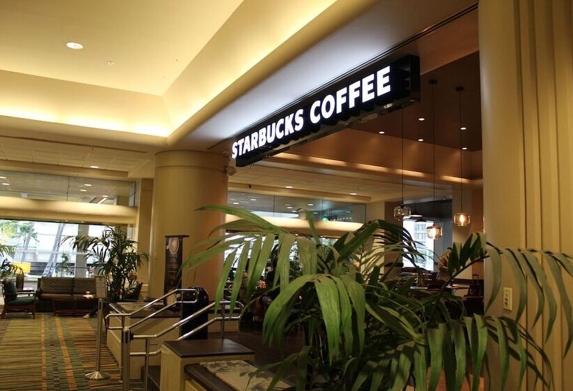 호텔 Lsi Resorts At Ala Moana