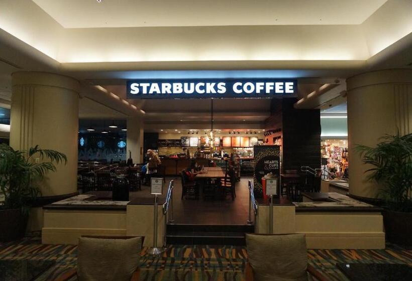 호텔 Lsi Resorts At Ala Moana