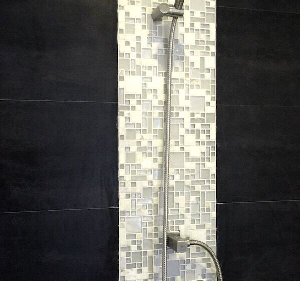 호텔 Maenam Bay Resort