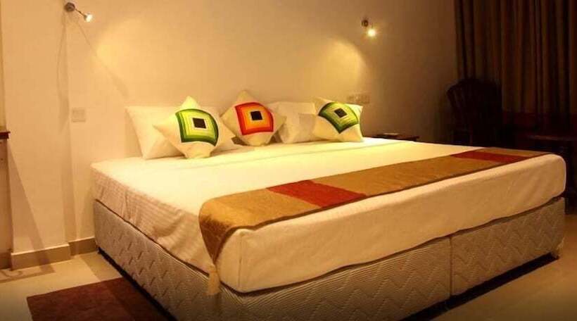 Отель Magampura Eco Village Resort