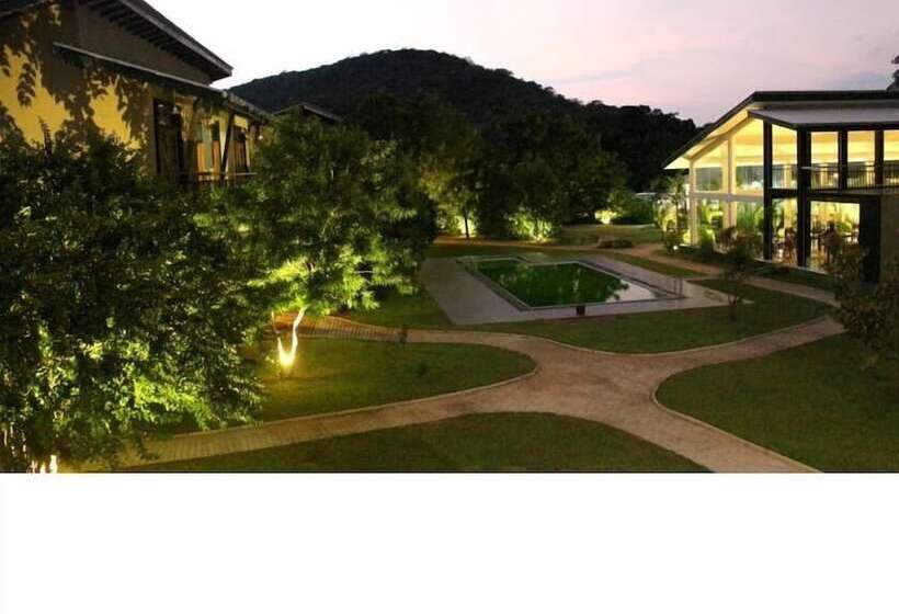 Отель Magampura Eco Village Resort